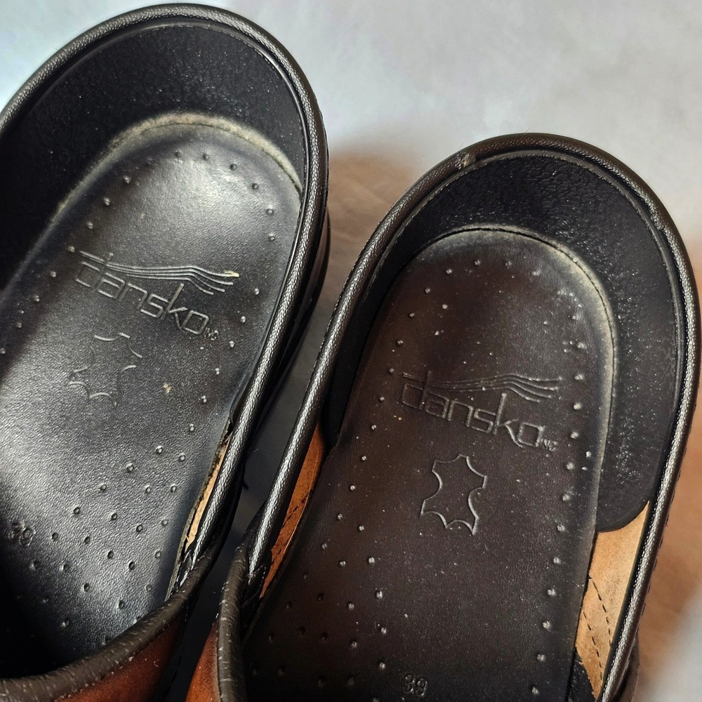 Dansko Professional Brown Leather Clogs Size 39 Comfort Slip On Shoes - Picture 6 of 8